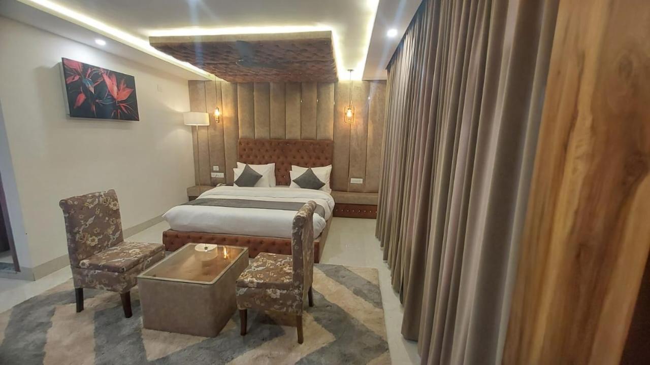 Hotel Sunshine Dharamshala Esterno foto